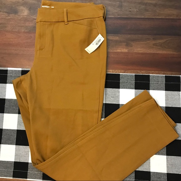 Old Navy Pants - NWT Full-Length Pixie Pants Size 12